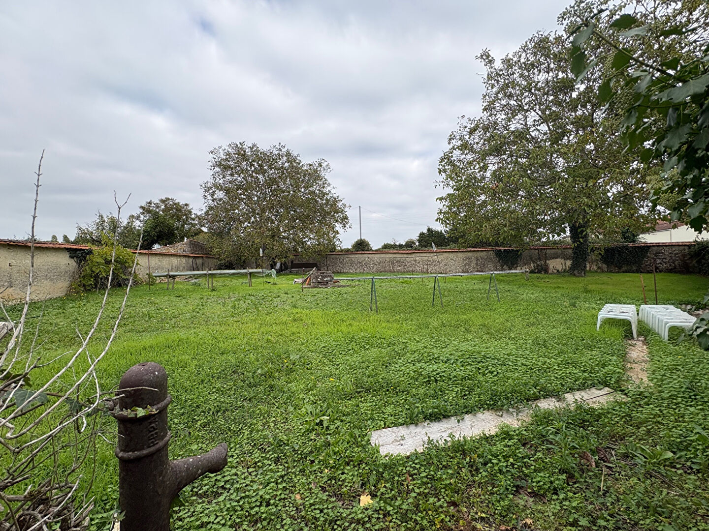 Terrain LE POIRE SUR VELLUIRE (85770) 543.00 m²