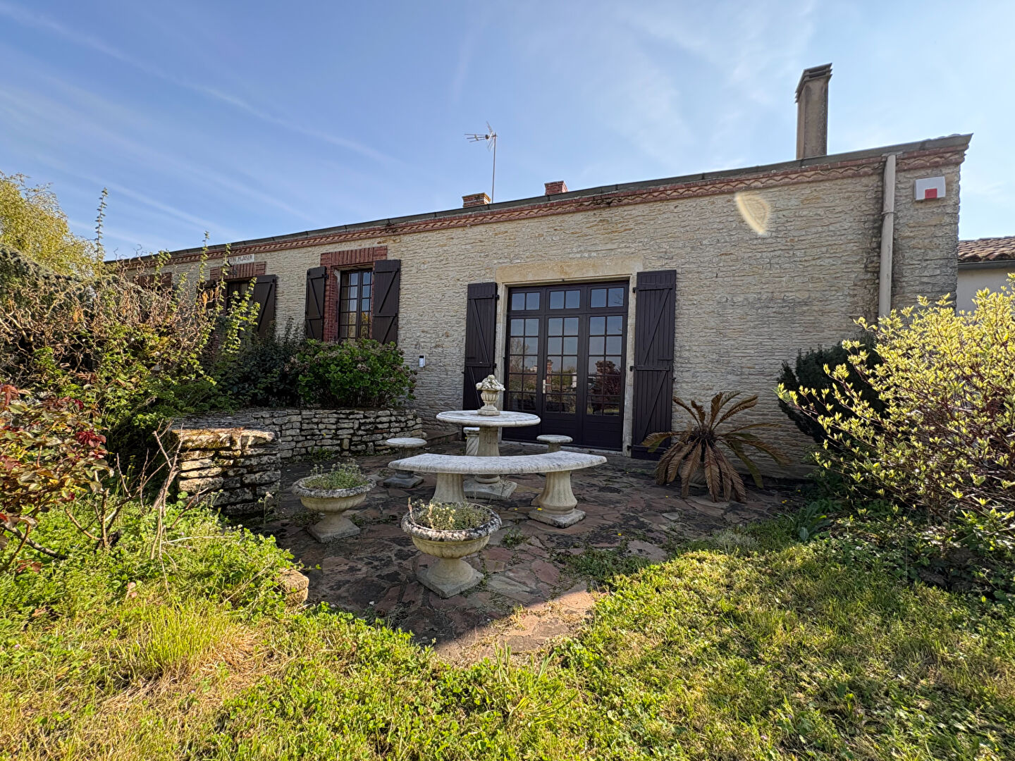 Maison SAINTE RADEGONDE DES NOYERS (85450) 5 pi&egrave;ces 119.00 m&sup2;