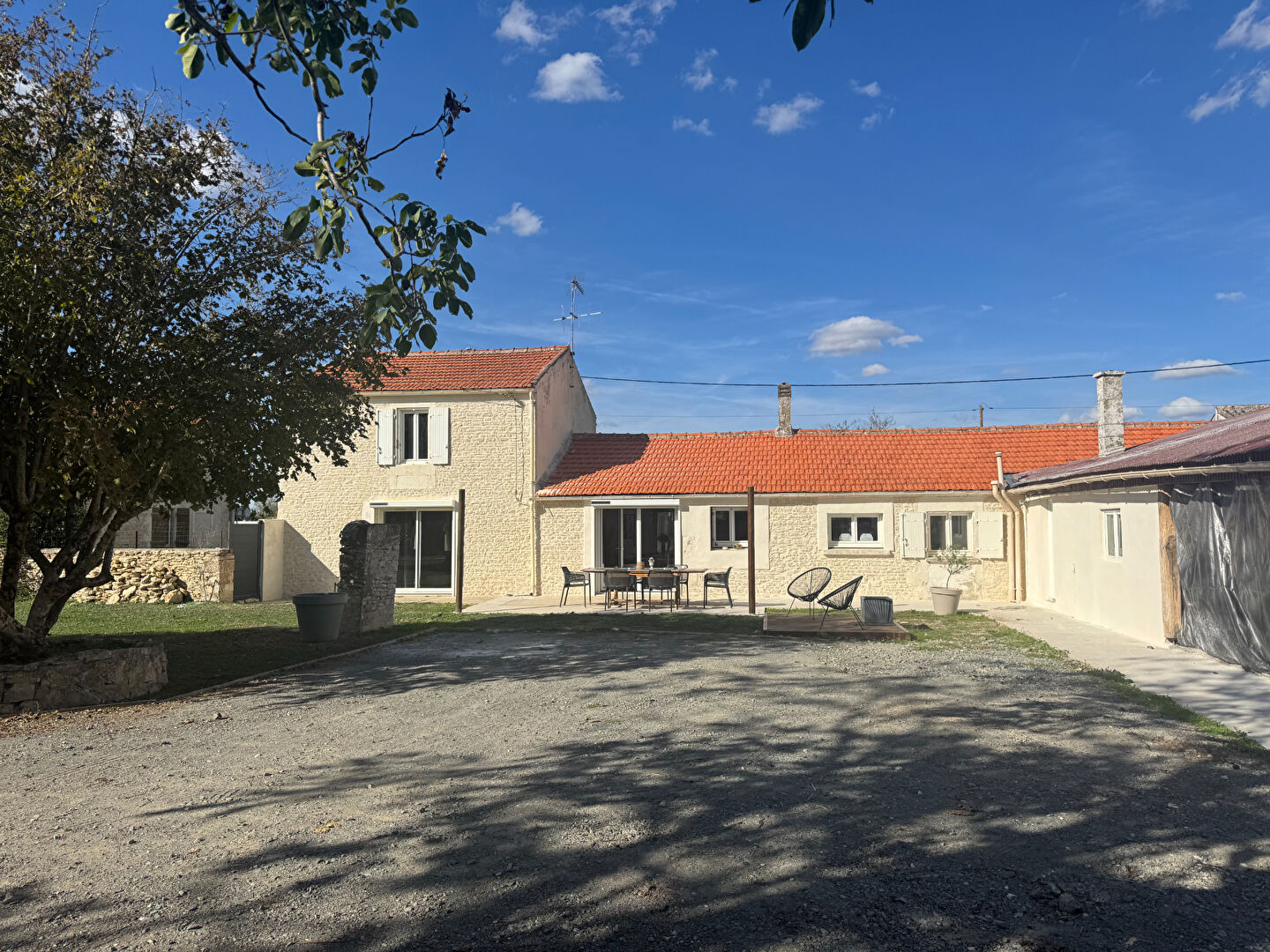 Maison 5 pièces 142 m² · à Puyravault · 142 m² · 270 300 €