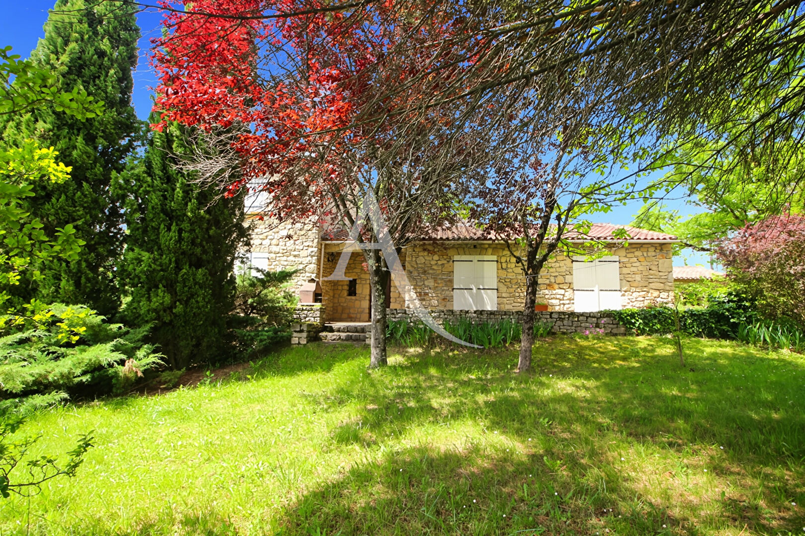 Maison MONTAYRAL (47500) 9 pièces 197.00 m²