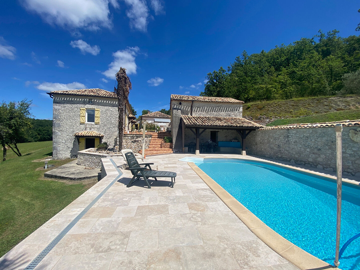 Maison Montaigu de Quercy (82150) 6 pièces 180.00 m²
