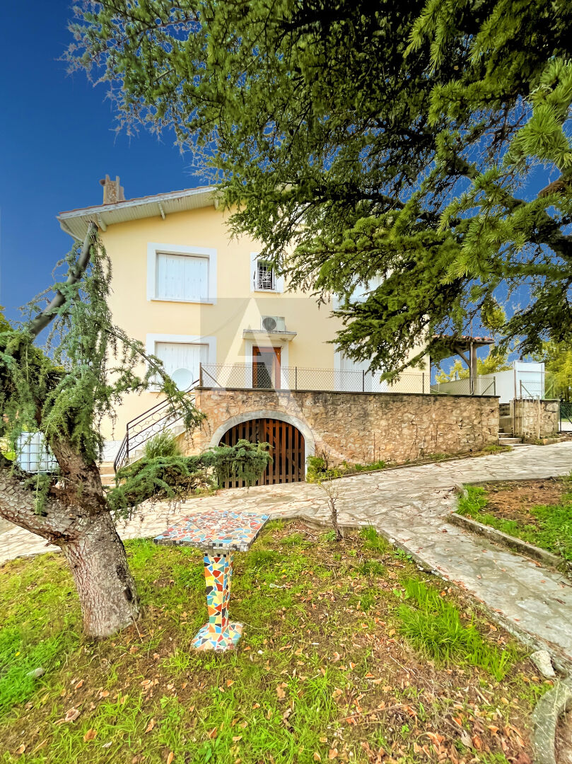 Maison CONDEZAYGUES (47500) 9 pièces 200.00 m²