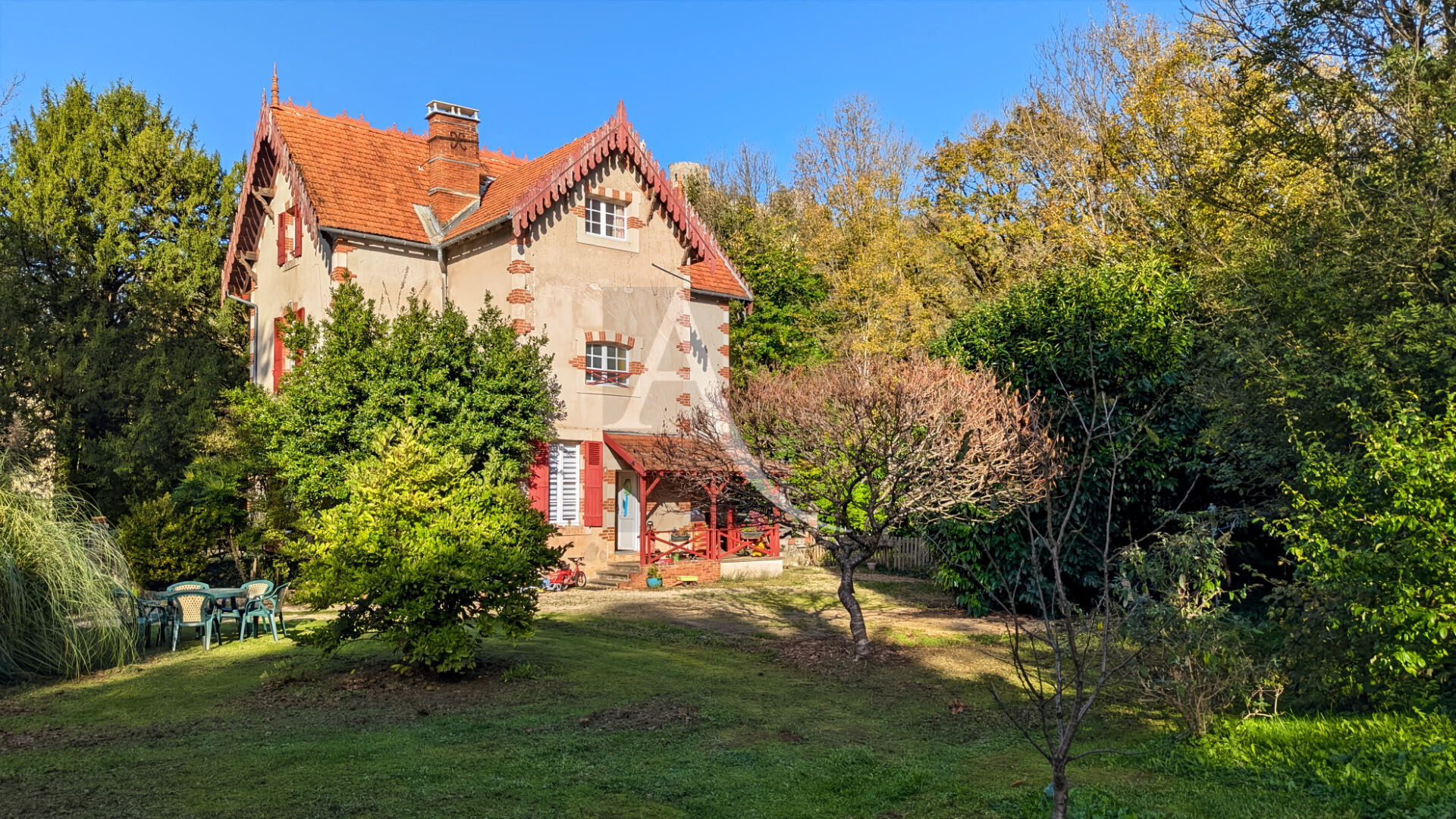 Maison SAUVETERRE LA LEMANCE (47500) 10 pi&egrave;ces 263.00 m&sup2;