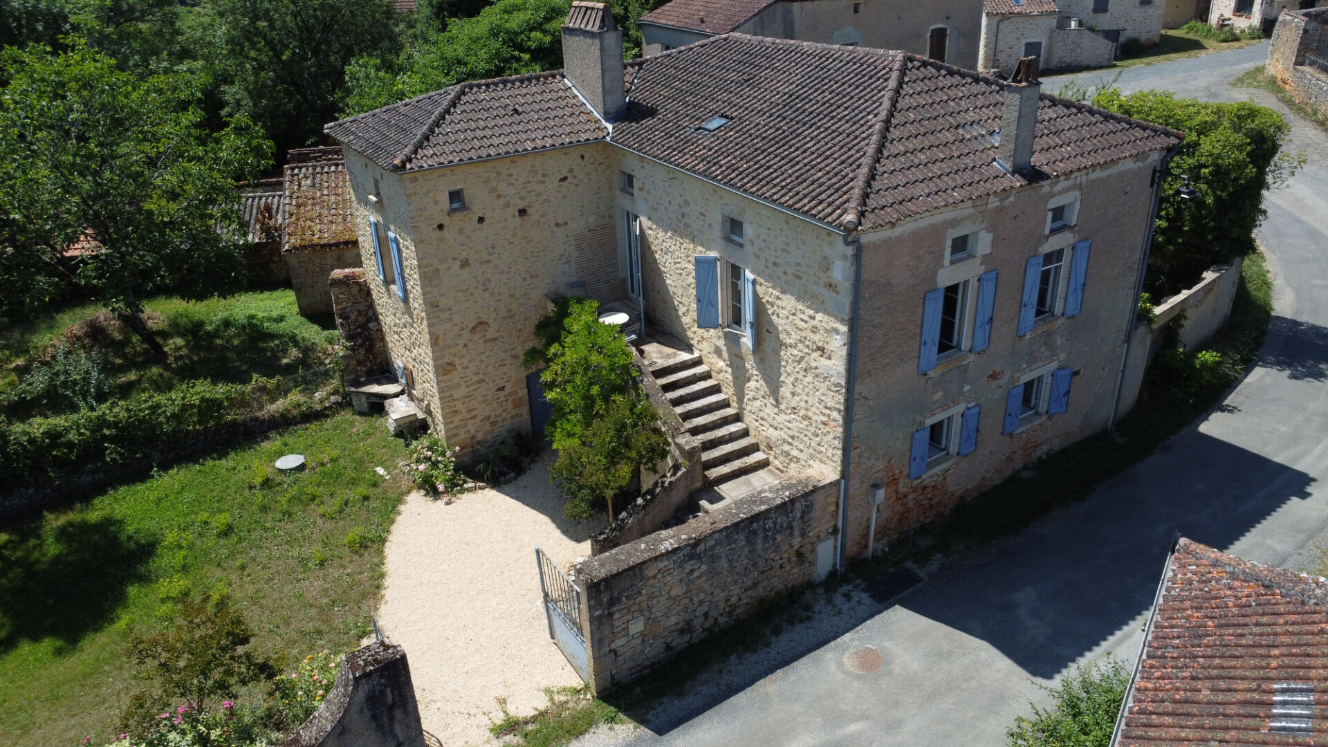 Maison ALBAS (46140) 5 pièces 170.00 m²