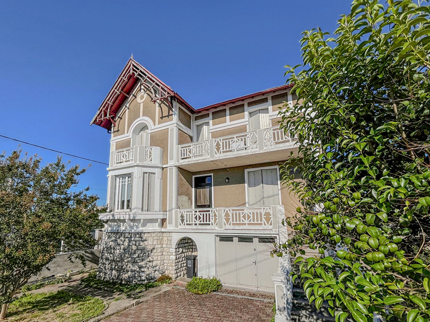 Maison VILLENEUVE SUR LOT (47300) 6 pièces 175.00 m²