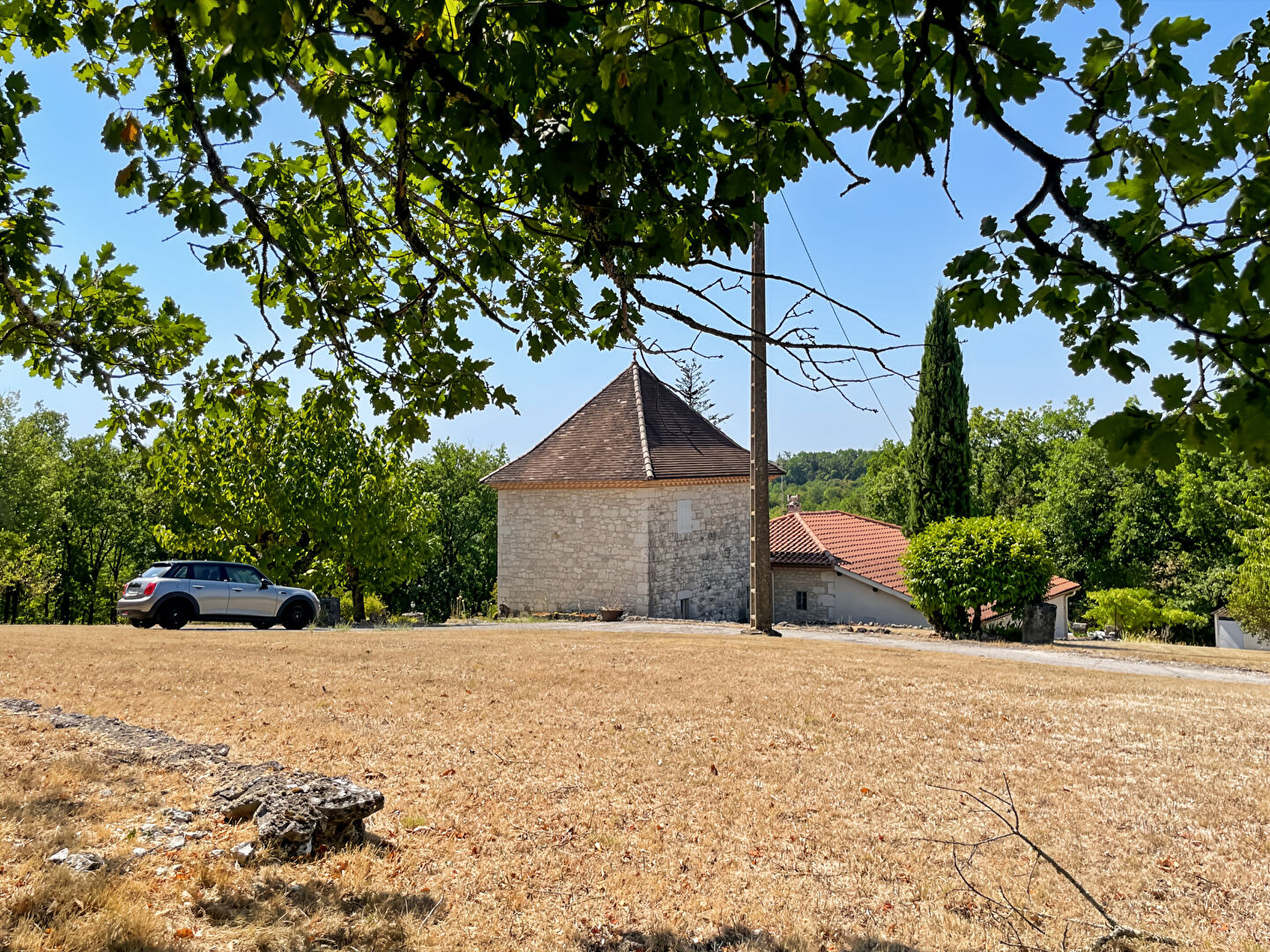 Maison 6 pièces 117 m² · à Montaigu-de-Quercy · 117 m² · 230 000 €