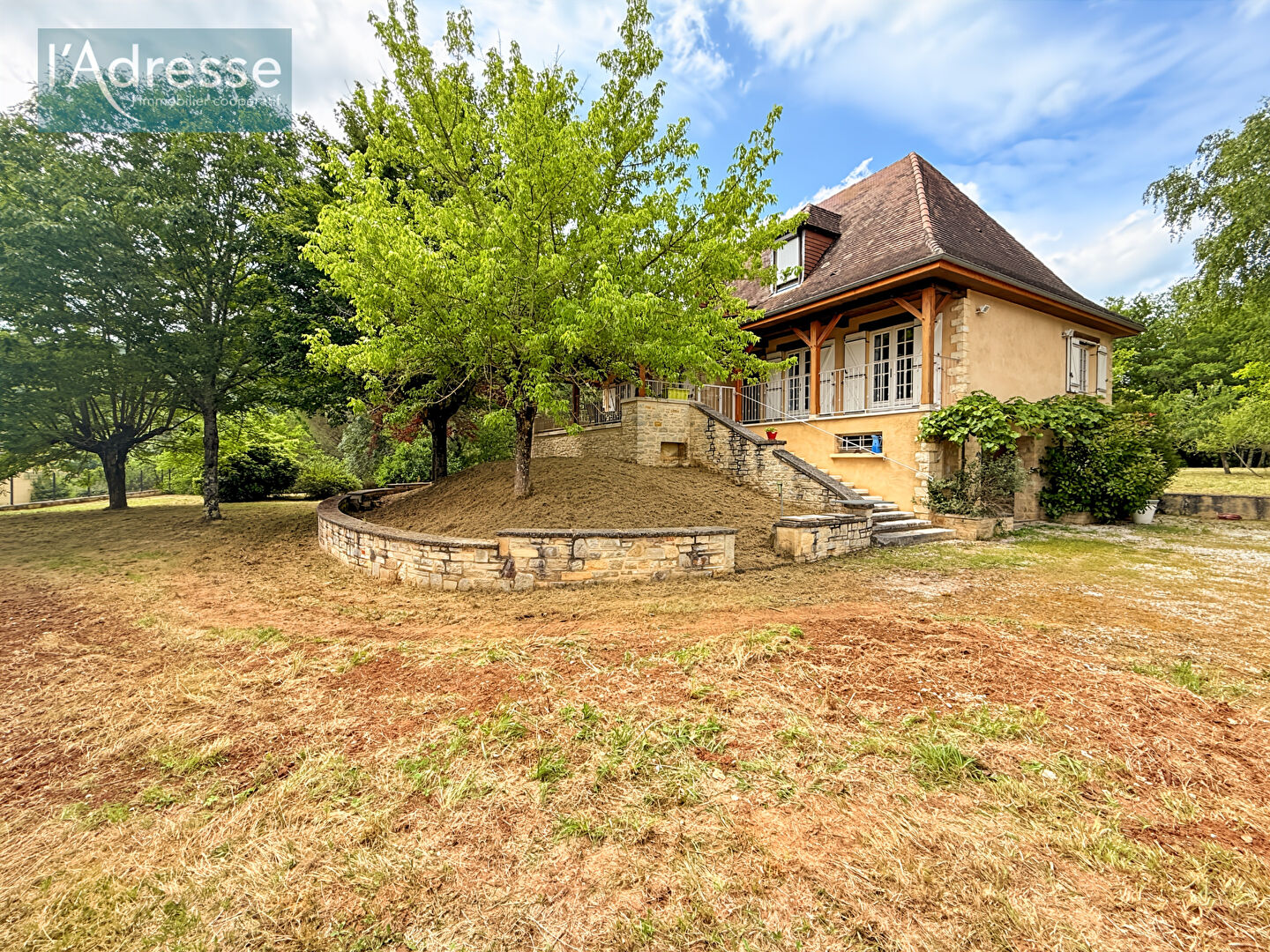 Maison CASTELFRANC (46140) 6 pi&egrave;ces 250.00 m&sup2;