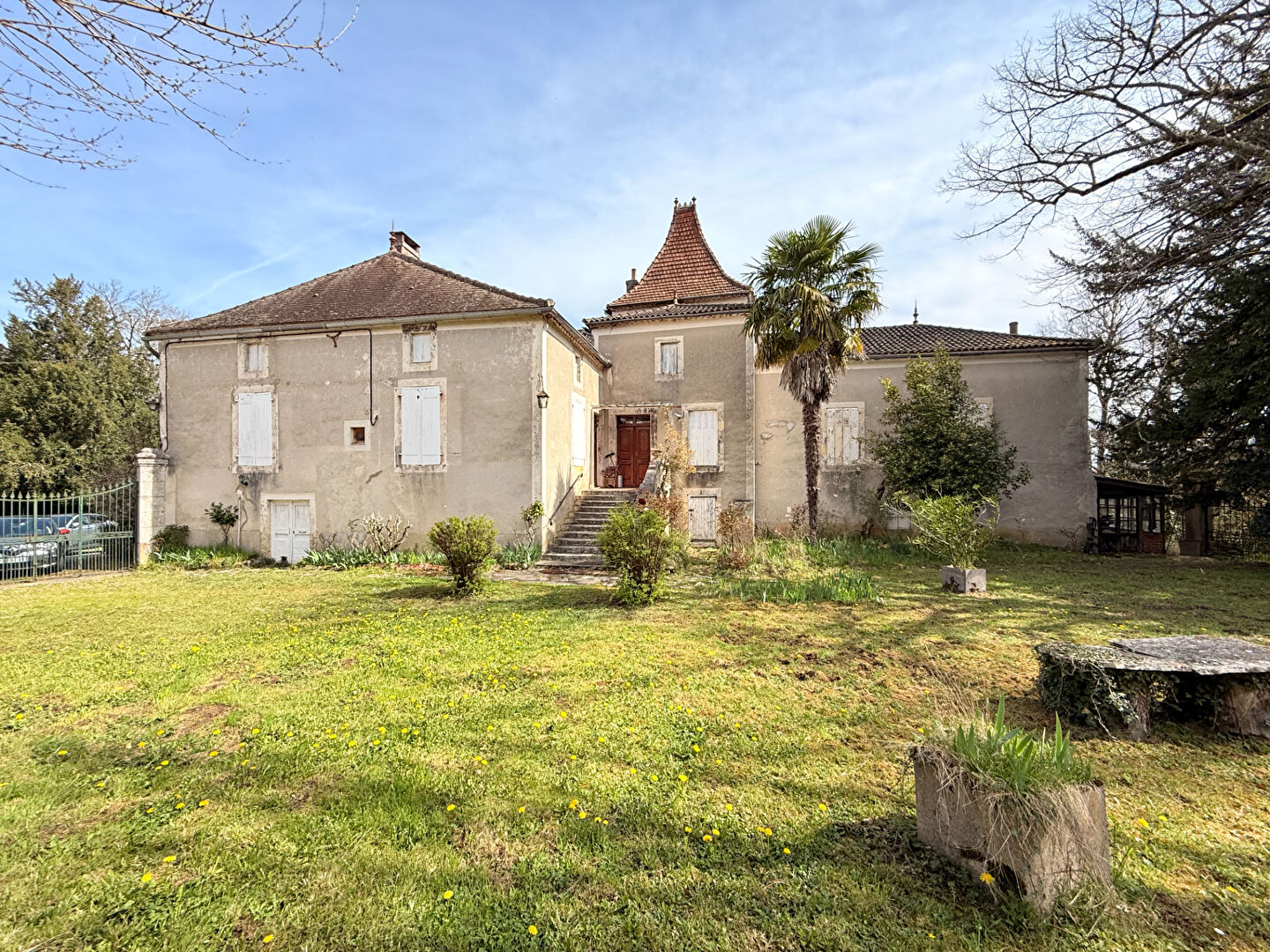 Maison LUZECH (46140) 29 pièces 900.00 m²