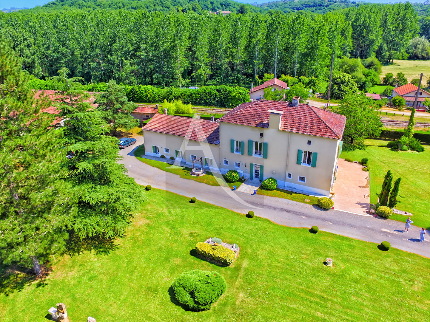 Maison BLANQUEFORT SUR BRIOLANCE (47500) 12 pièces 263.00 m²
