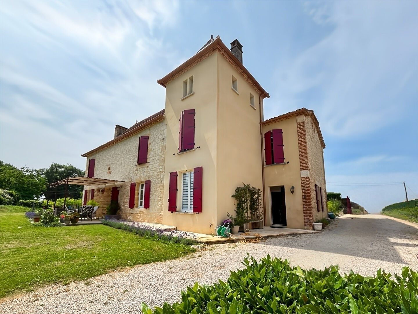 Maison PRAYSSAC (46220) 8 pièces 209.00 m²
