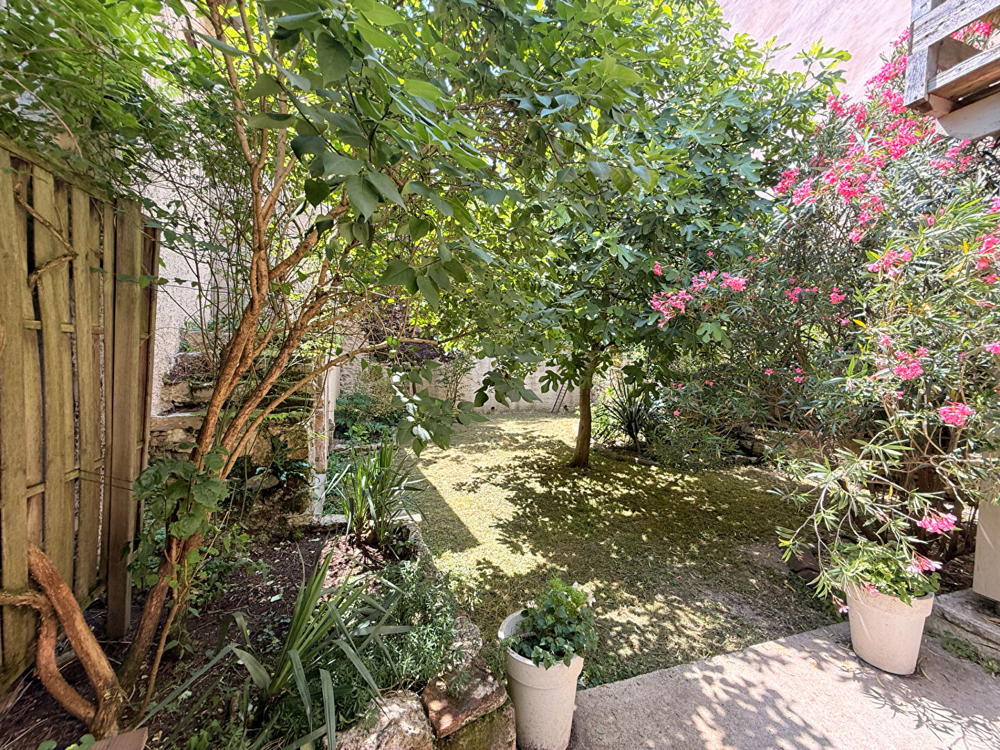 Maison ALBAS (46140) 4 pièces 216.00 m²