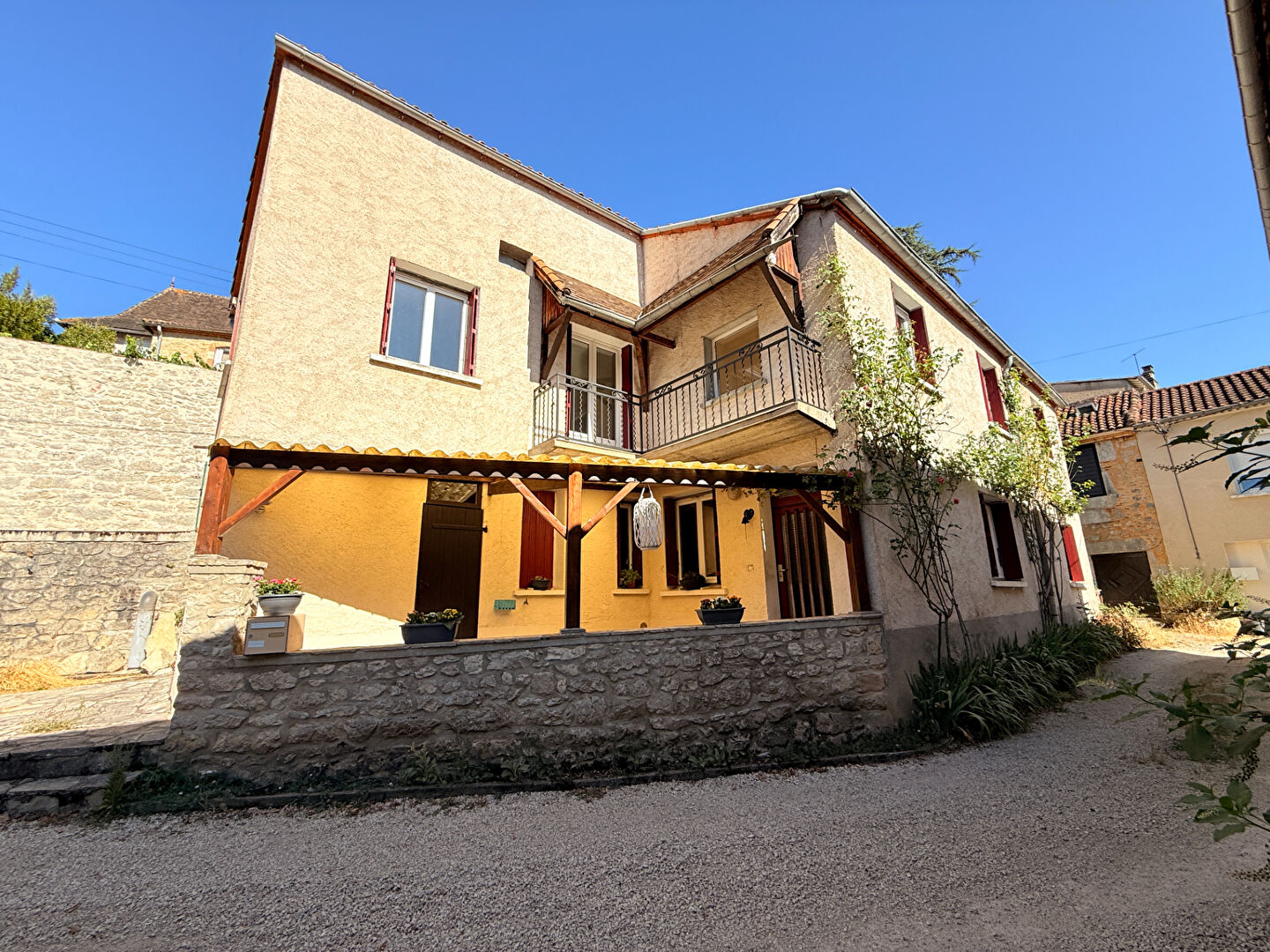 Maison DOUELLE (46140) 6 pièces 141.00 m²