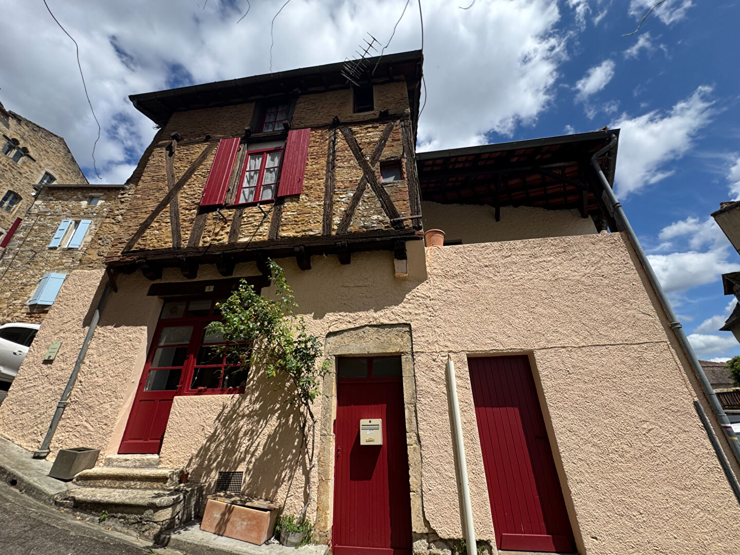 Maison PUY L EVEQUE (46700) 5 pièces 80.00 m²