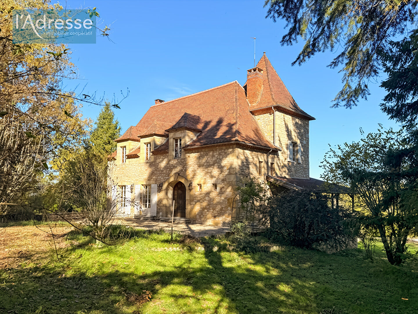 Maison BELAYE (46140) 5 pièces 320.00 m²