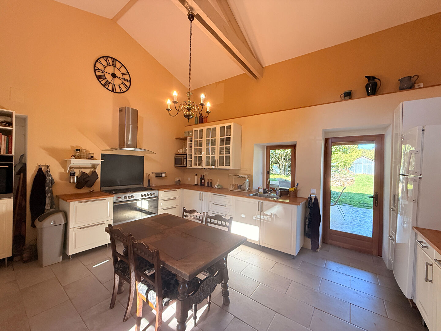 Maison CASTELFRANC (46140) 7 pièces 330.00 m²