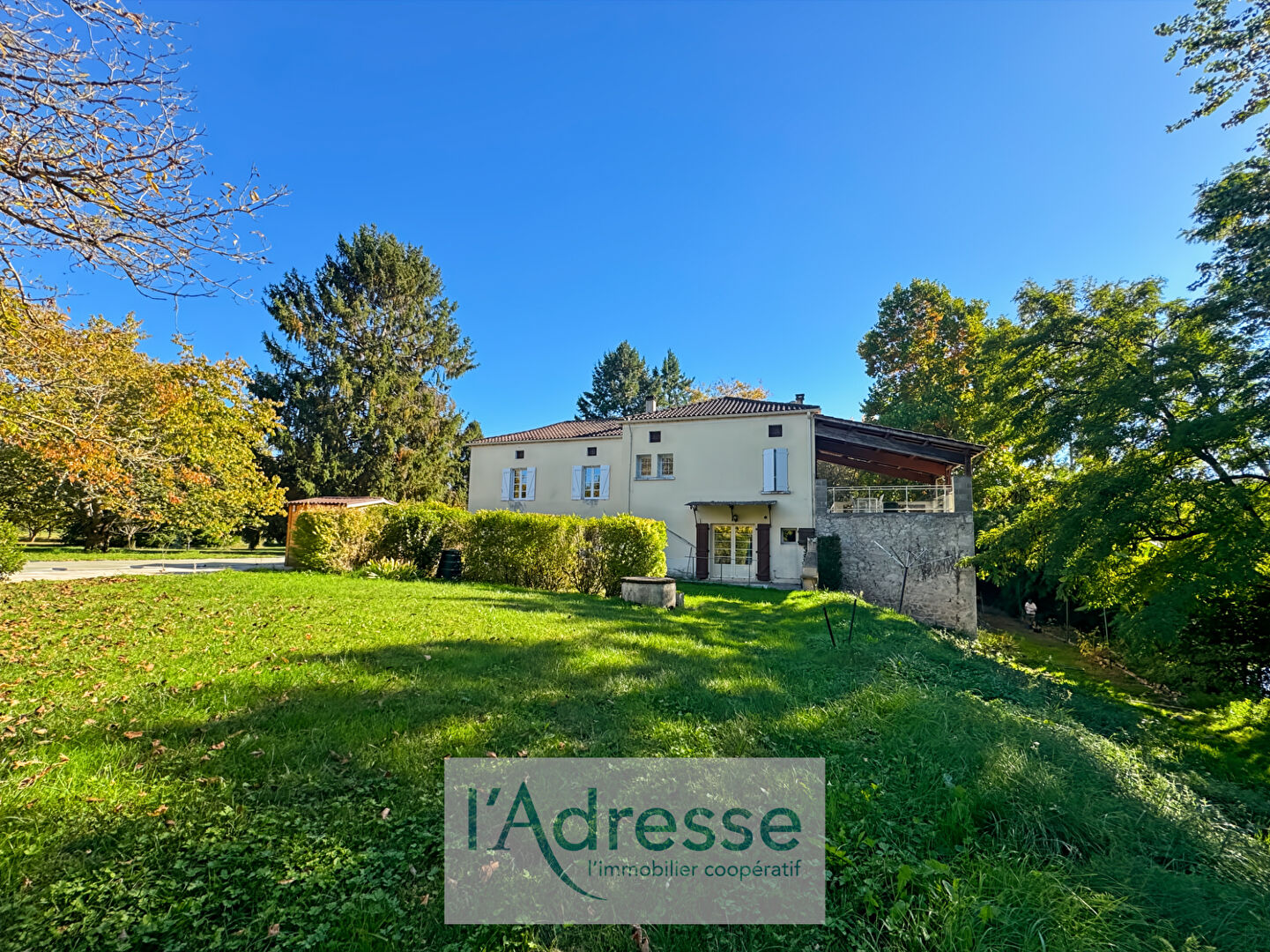 Maison ANGLARS JUILLAC (46140) 10 pi&egrave;ces 200.00 m&sup2;