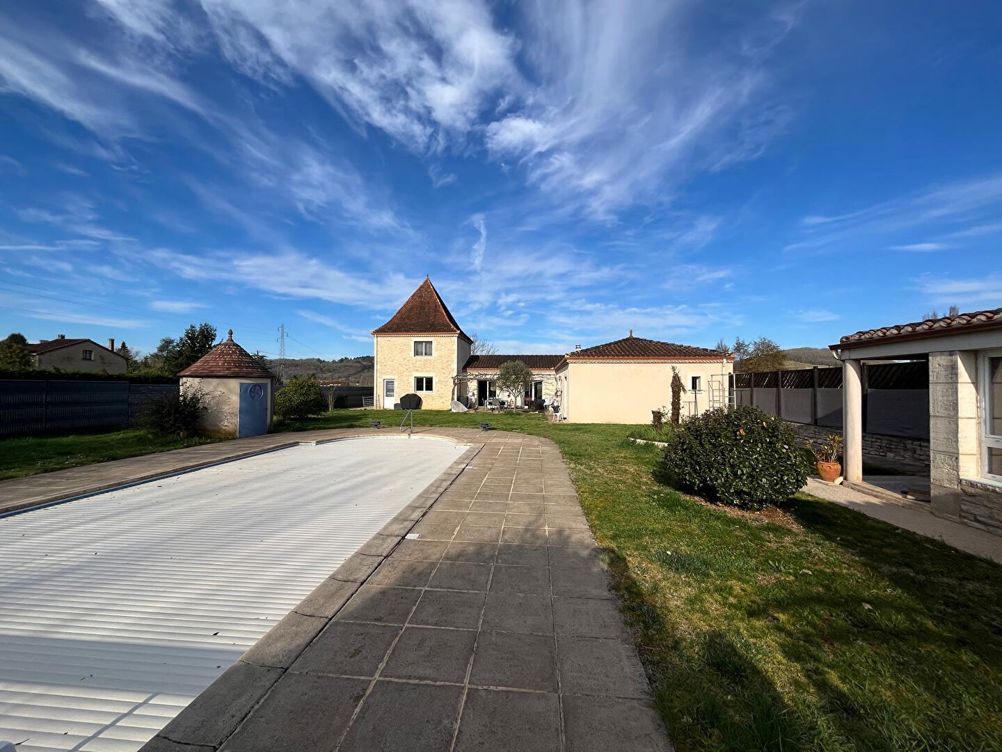 Maison PRAYSSAC (46220) 4 pi&egrave;ces 254.00 m&sup2;