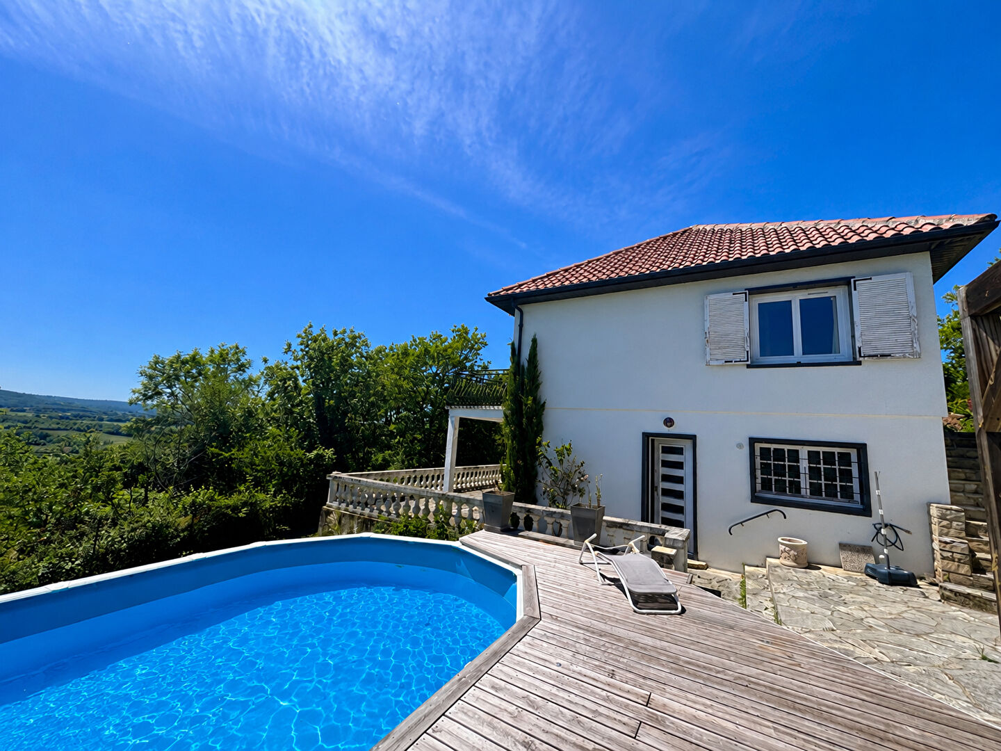 Maison PUY L EVEQUE (46700) 7 pi&egrave;ces 177.00 m&sup2;