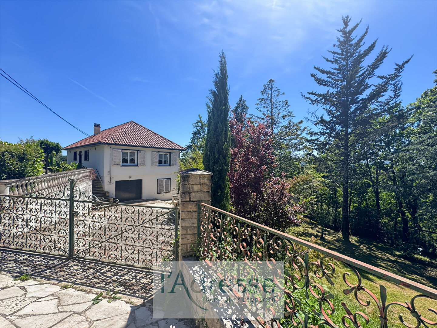Maison PUY L EVEQUE (46700) 7 pi&egrave;ces 177.00 m&sup2;