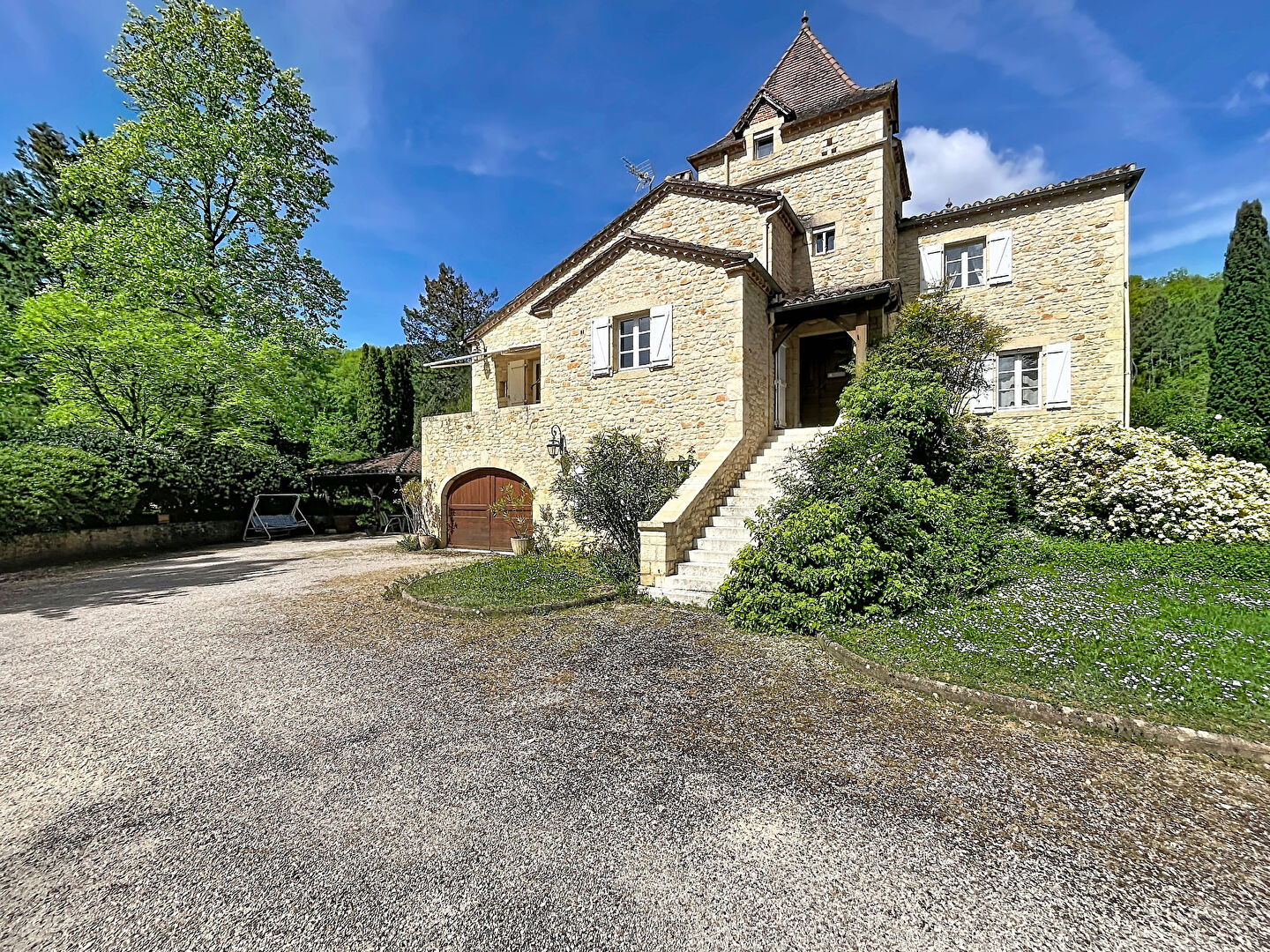 Maison PRAYSSAC (46220) 10 pi&egrave;ces 169.00 m&sup2;