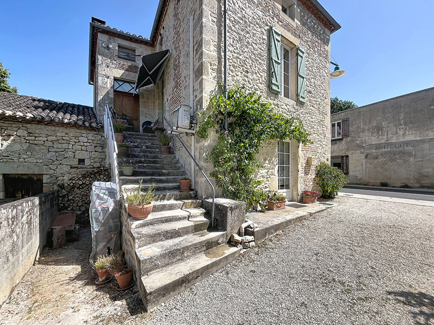 Maison PUY L'EVEQUE (46700) 3 pi&egrave;ces 81.00 m&sup2;