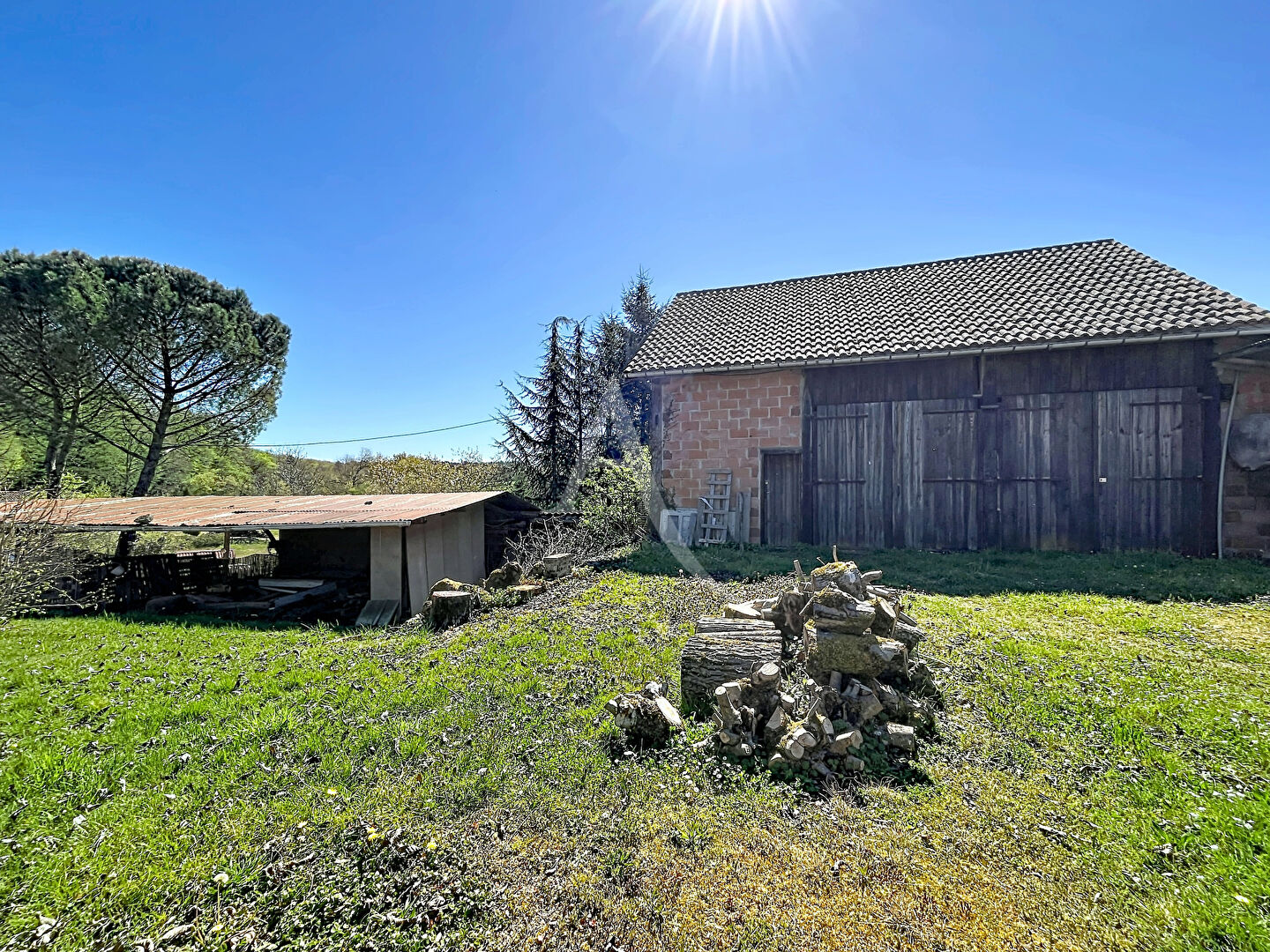 Maison FRAYSSINET LE GELAT (46250) 2 pi&egrave;ces 130.00 m&sup2;