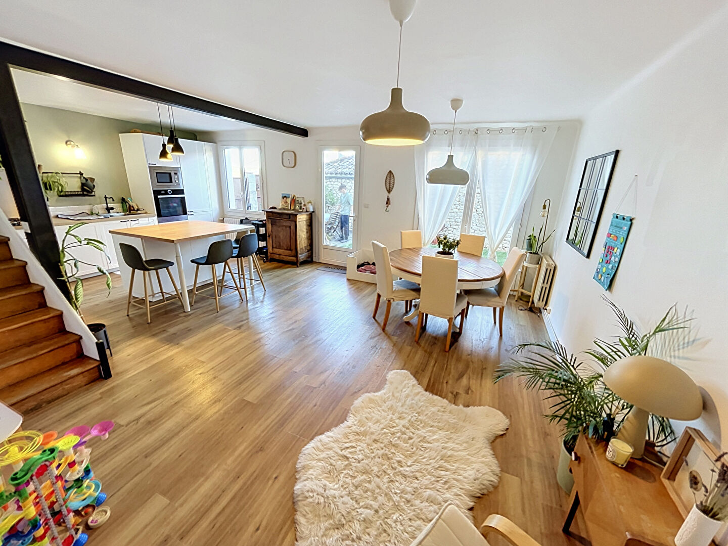 Maison MONTCUQ (46800) 6 pi&egrave;ces 150.00 m&sup2;