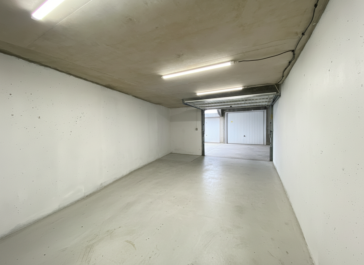 Parking / box MOUGINS (06250) 20.00 m&sup2;