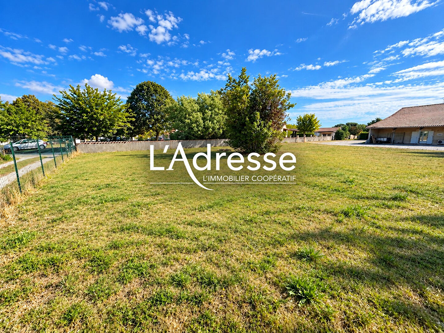 Terrain SAINT MEDARD EN JALLES (33160) 881.00 m&sup2;