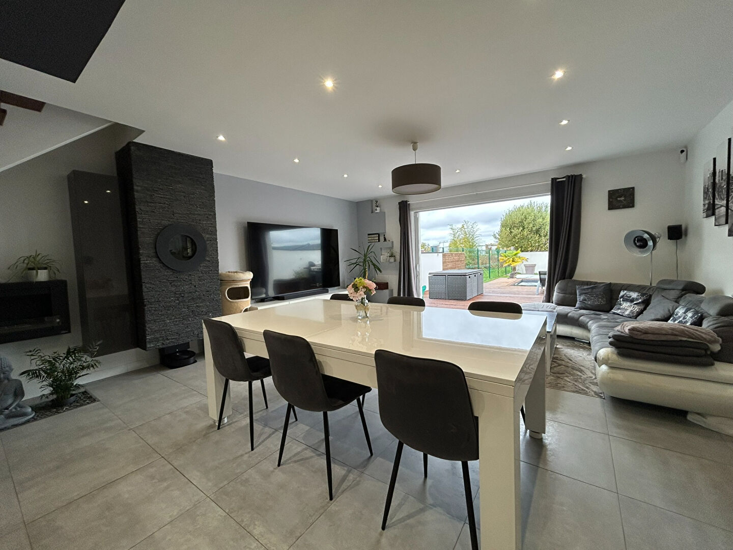 Maison EYSINES (33320) 4 pièces 118.14 m²