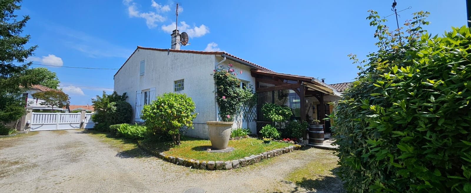 Maison SAINT MEDARD EN JALLES (33160) 10 pièces 143.00 m²