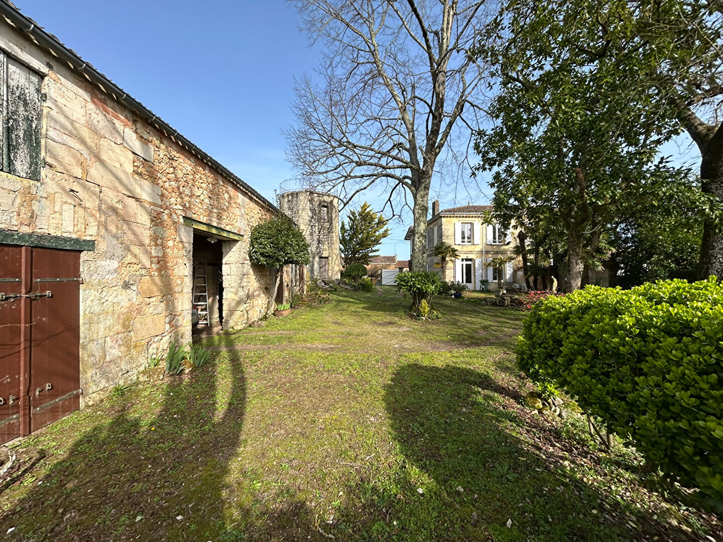 Maison samonac (33710) 4 pi&egrave;ces 129.90 m&sup2;