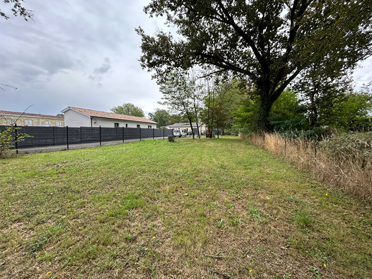 Terrain ARSAC (33460) 840.00 m&sup2;