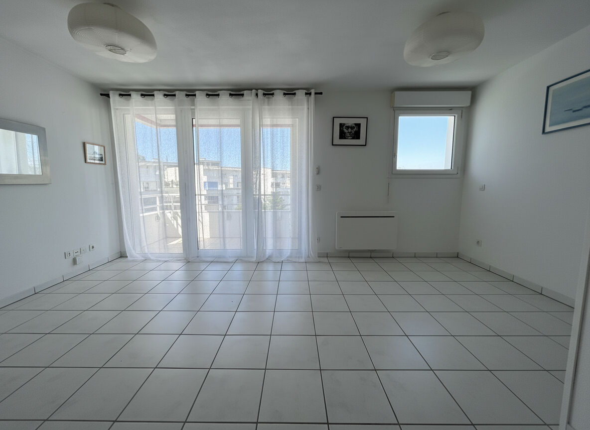 Appartement BORDEAUX (33200) 1 pi&egrave;ce 30.76 m&sup2;