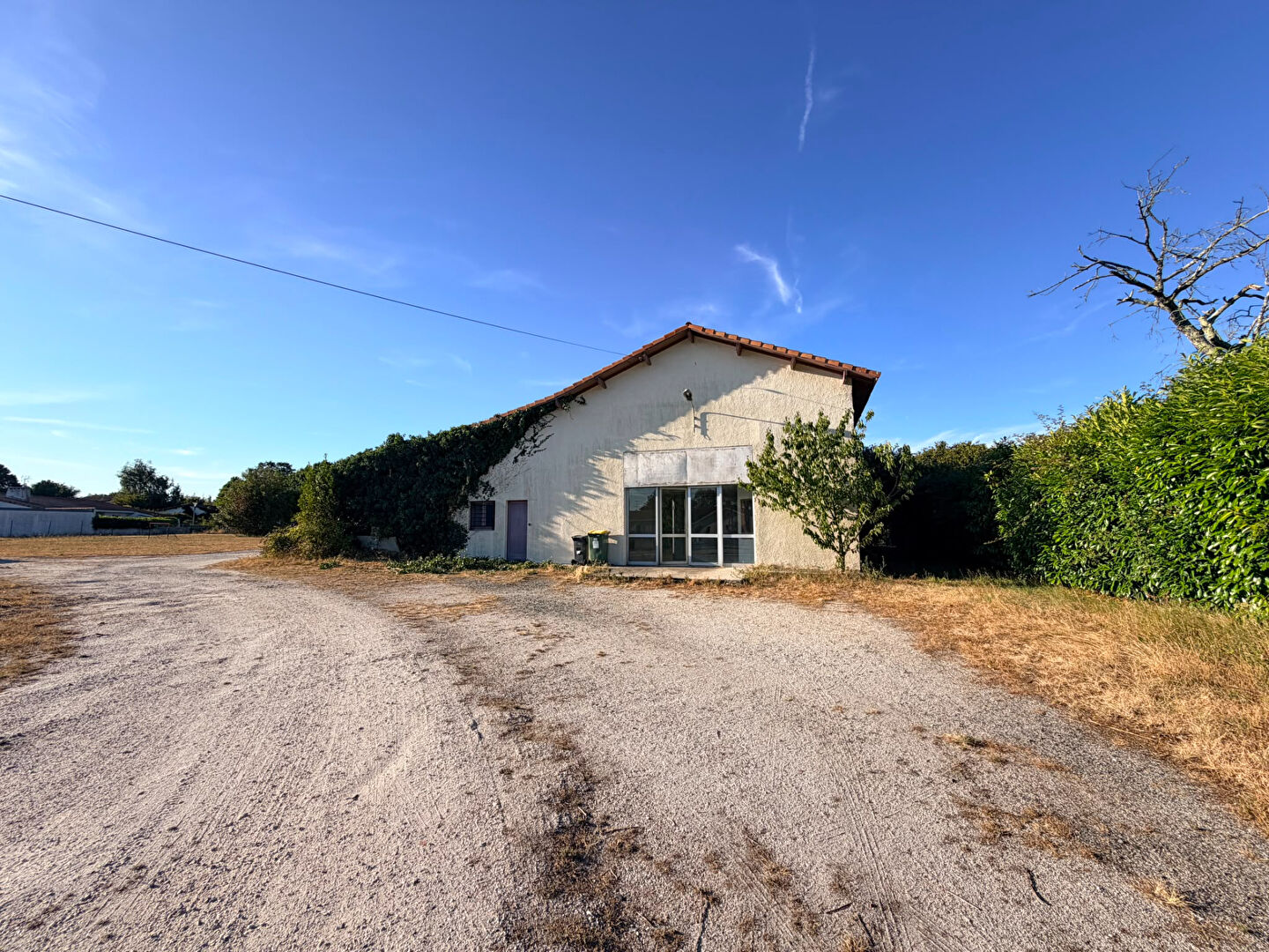 Local commercial SAINT MEDARD EN JALLES (33160) 153.00 m&sup2;