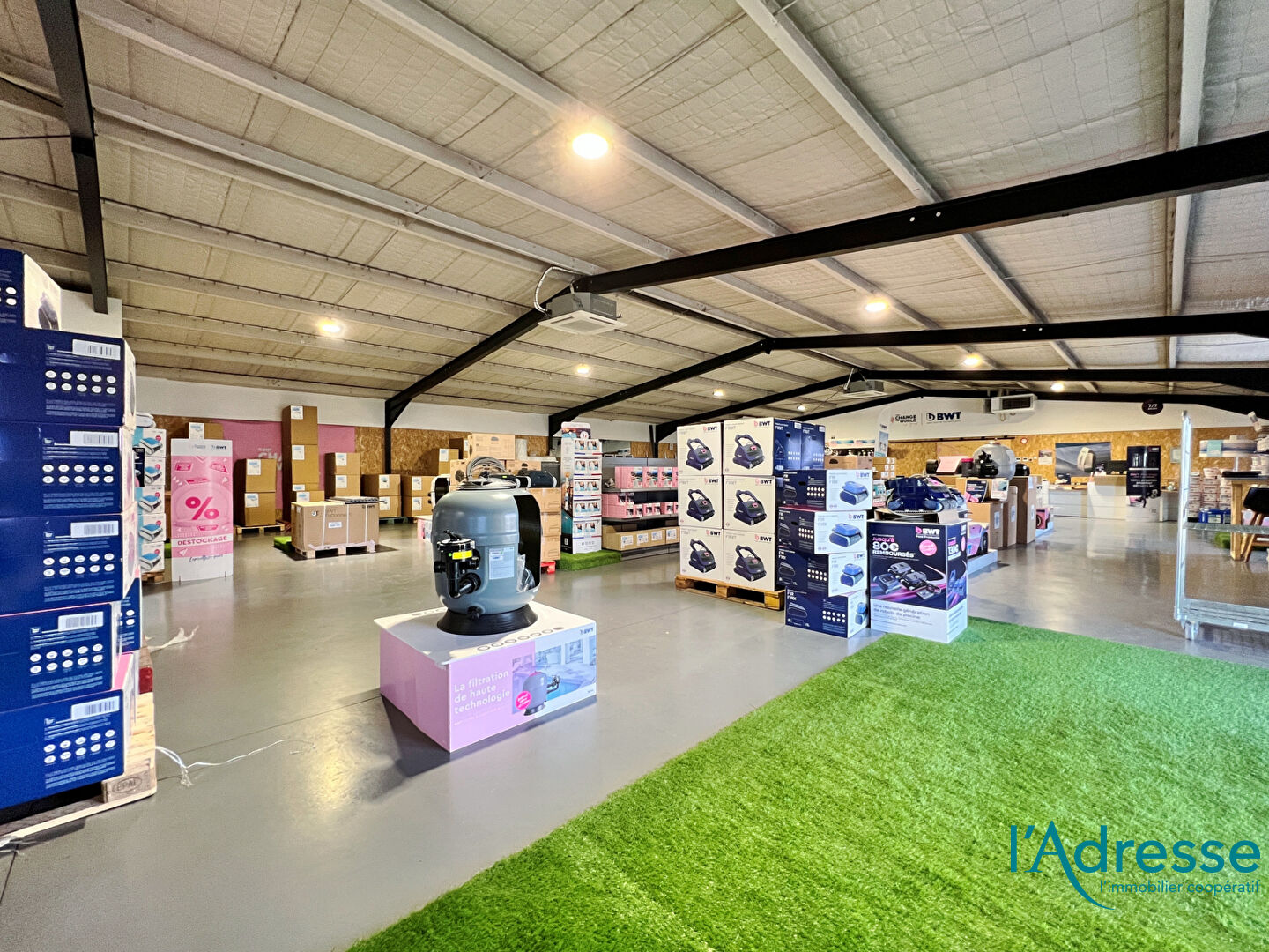 Local d'activité COLMAR (68000) 931.00 m²