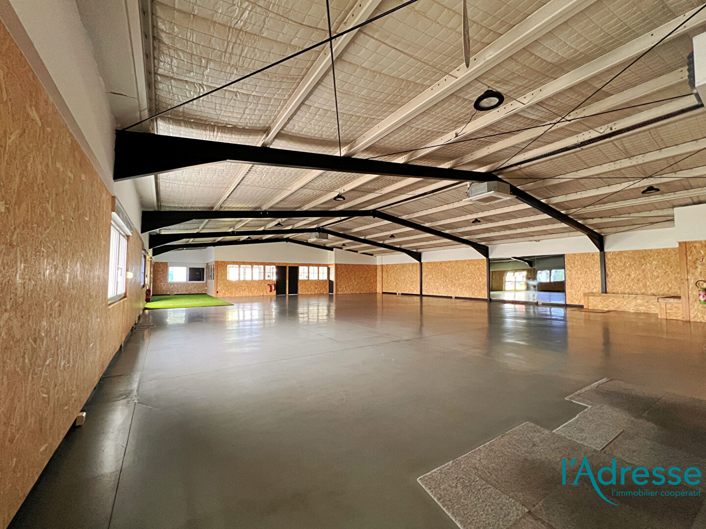 Local d'activit&eacute; COLMAR (68000) 931.00 m&sup2;