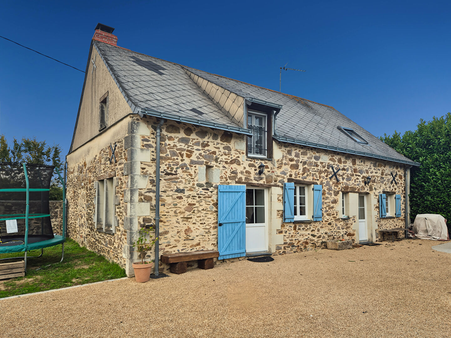 Maison LE MESNIL EN VALLEE (49410) 3 pièces 97.00 m²