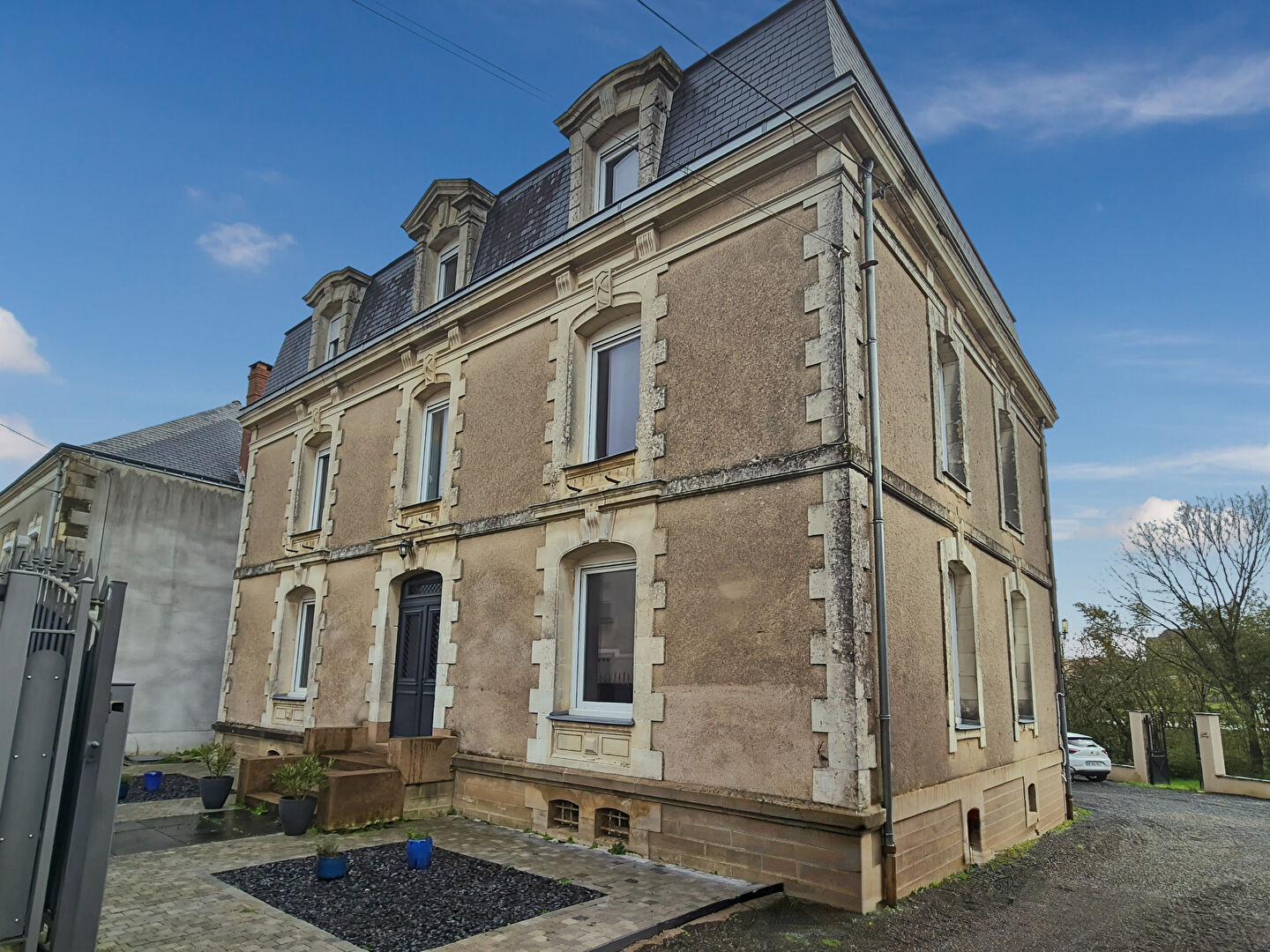 Maison LA CHAPELLE SAINT FLORENT (49410) 12 pi&egrave;ces 314.00 m&sup2;