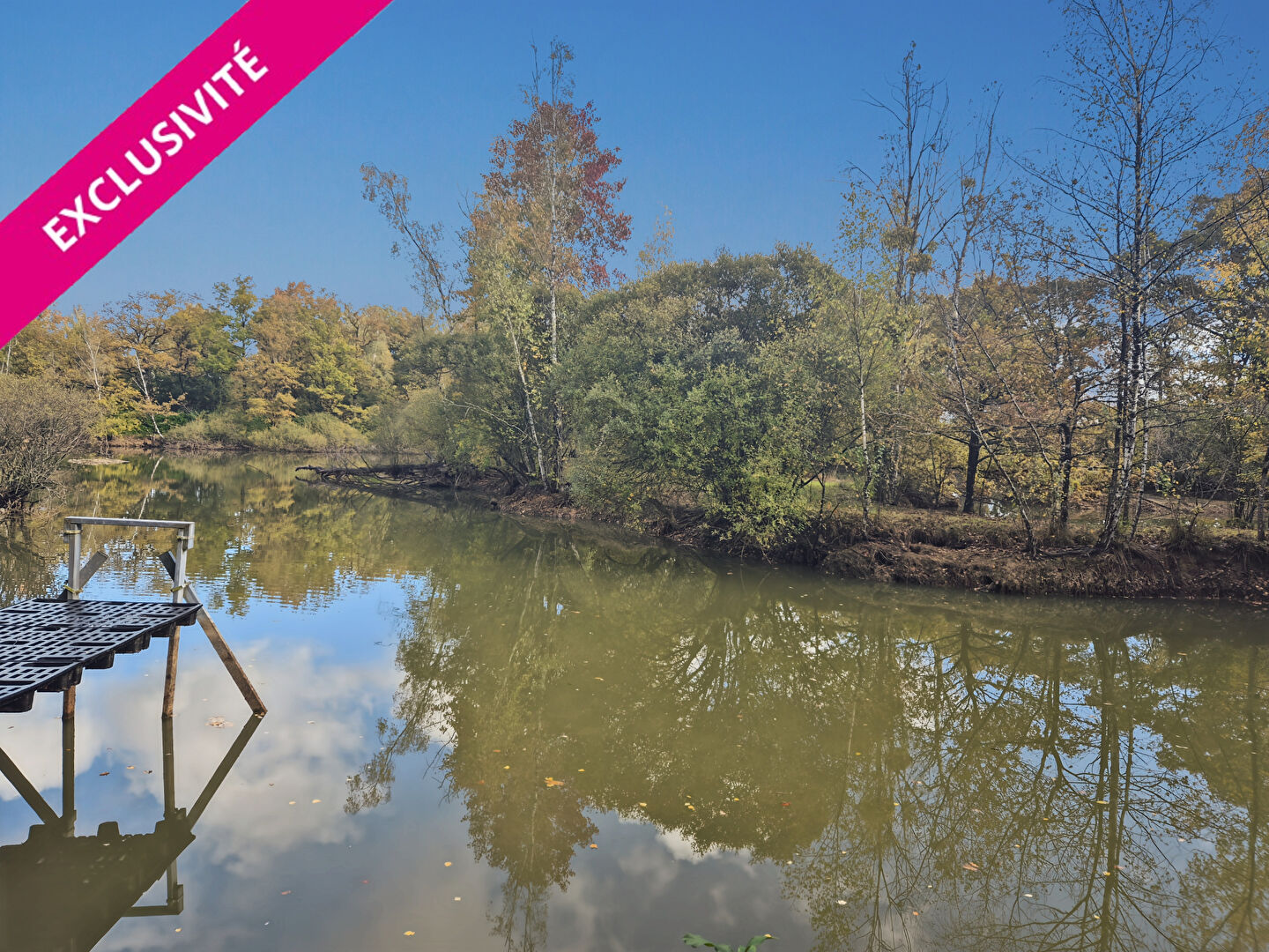 Etang LE PUISET DORE (49600) 32715.00 m&sup2;