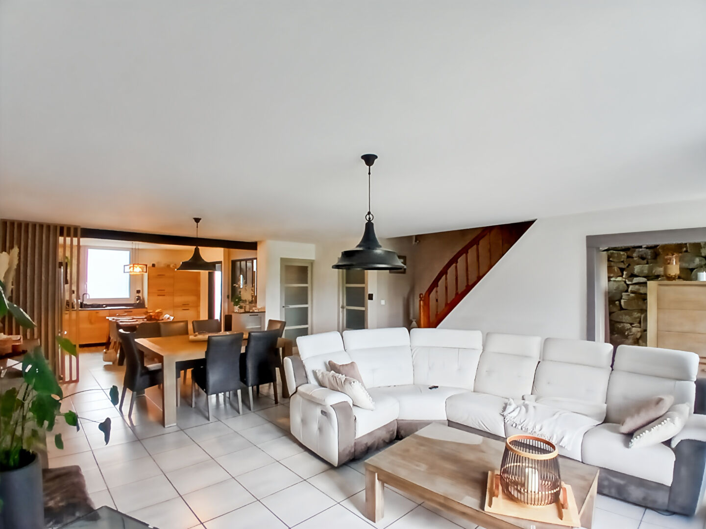 Maison GESTE (49600) 8 pi&egrave;ces 225.24 m&sup2;