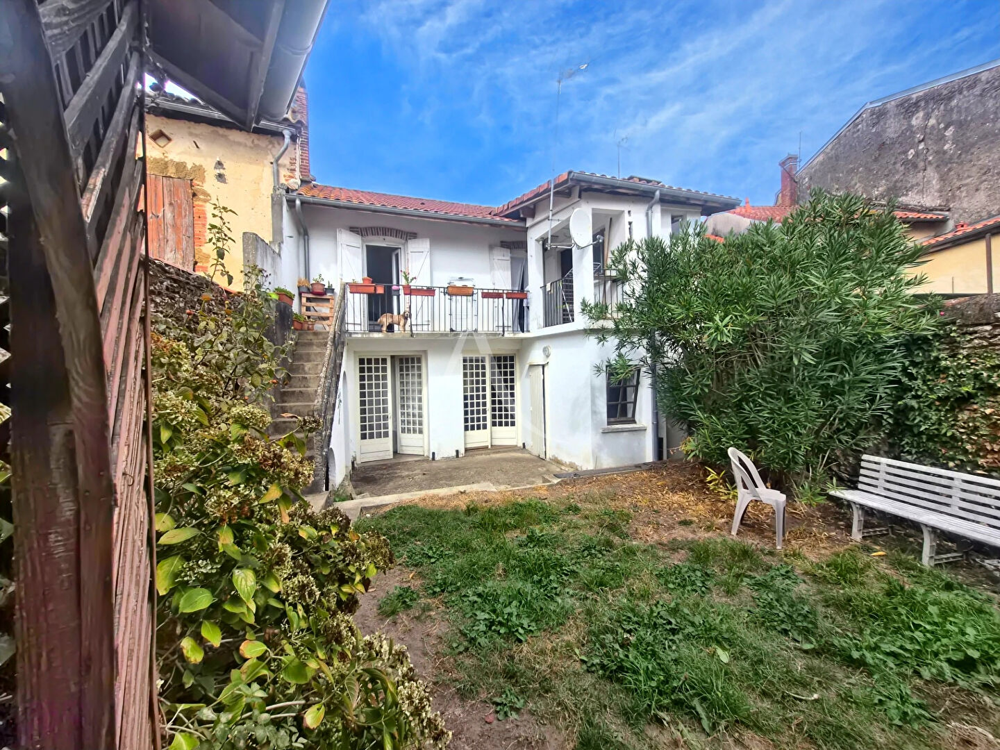 Immeuble VILLENEUVE DE MARSAN (40190) 4 pi&egrave;ces 120.00 m&sup2;
