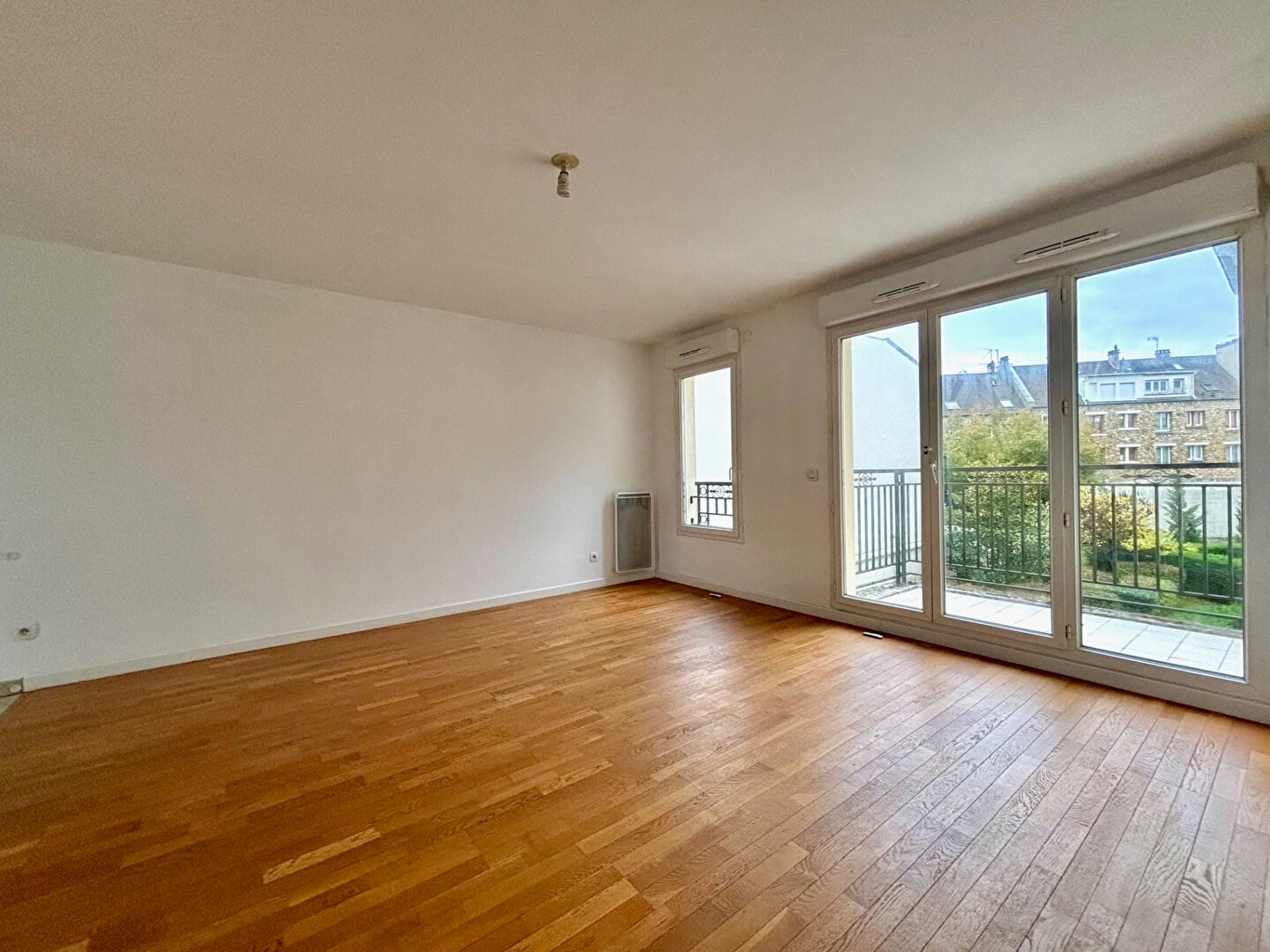 Appartement SAINT CYR L ECOLE (78210) 3 pièces 65.00 m²