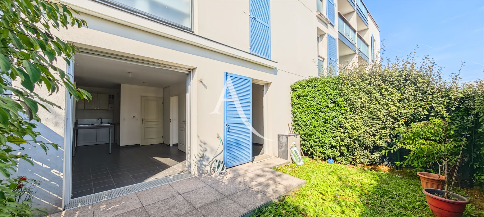 Appartement LES CLAYES SOUS BOIS (78340) 2 pièces 42.85 m²