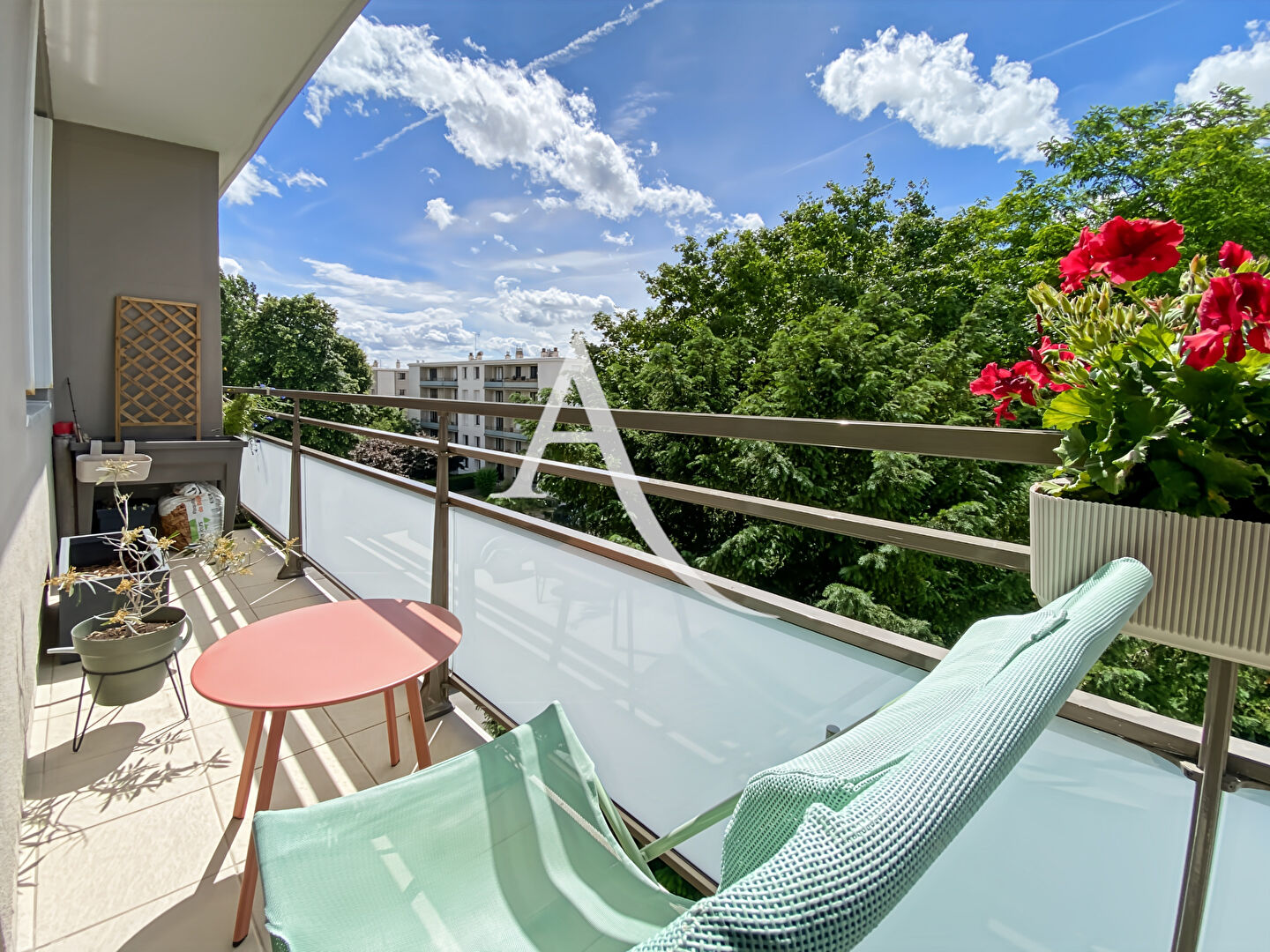 Appartement BOIS D ARCY (78390) 4 pi&egrave;ces 67.00 m&sup2;