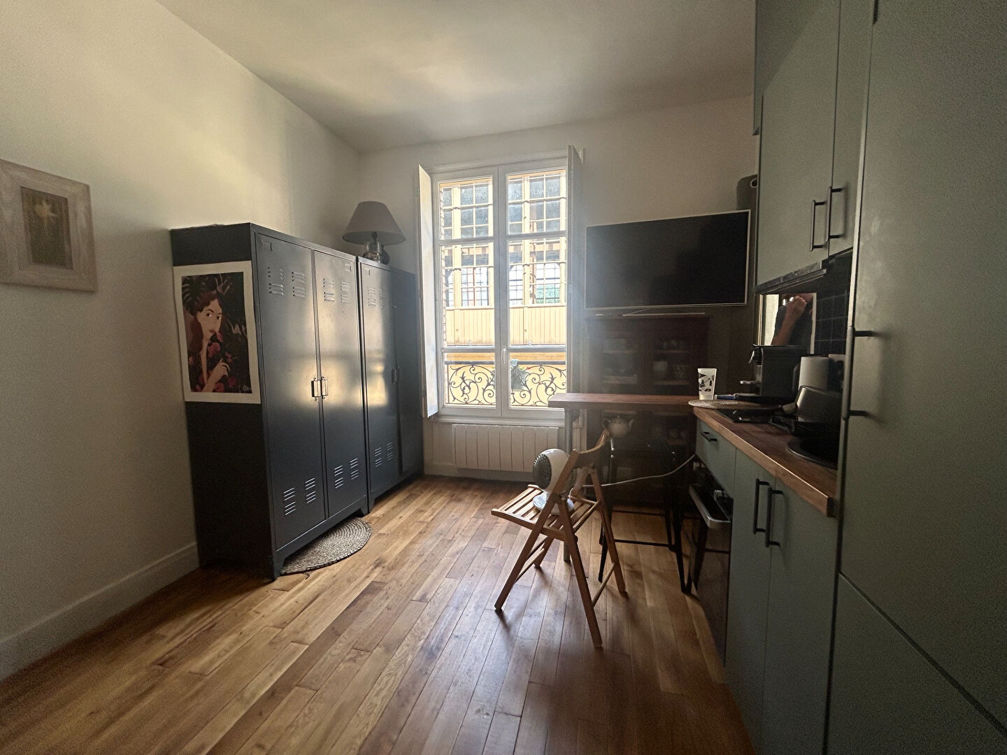 Versailles (78) 750 € / mois cc Appartement 1 pièce 15.60 m² Meublé Voir le bien