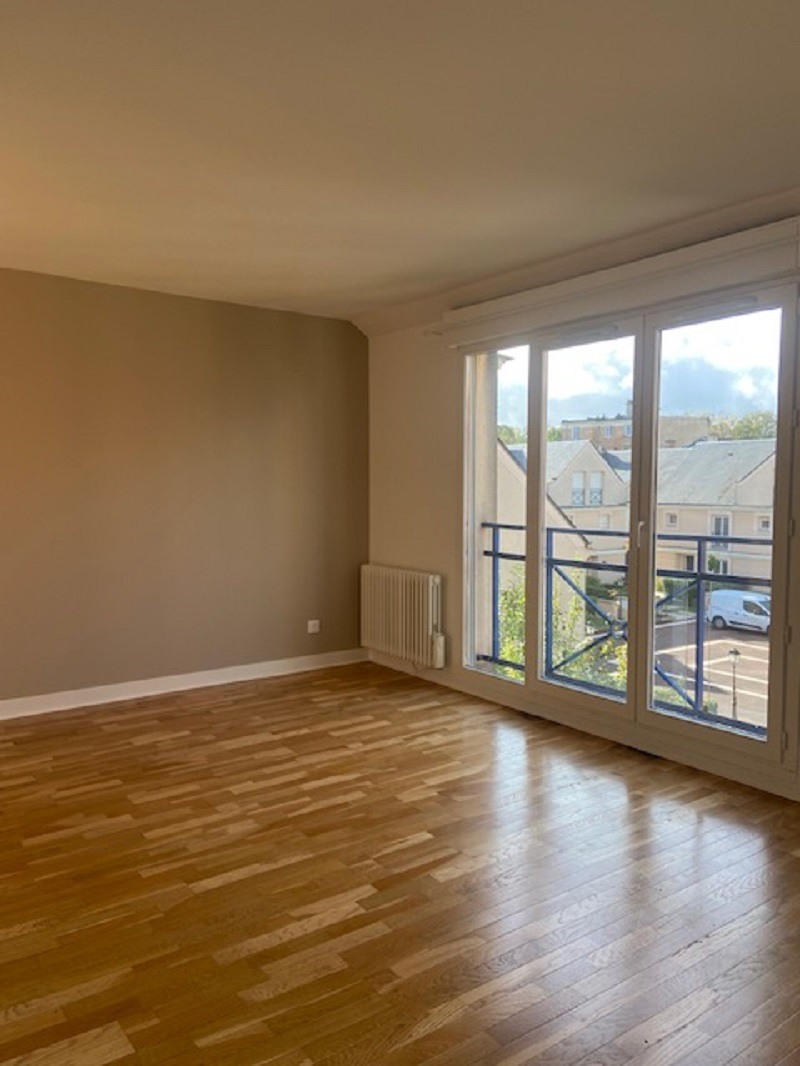 Location appartement 2 pièces, 39.86m², Versailles - 1 222 € / mois cc