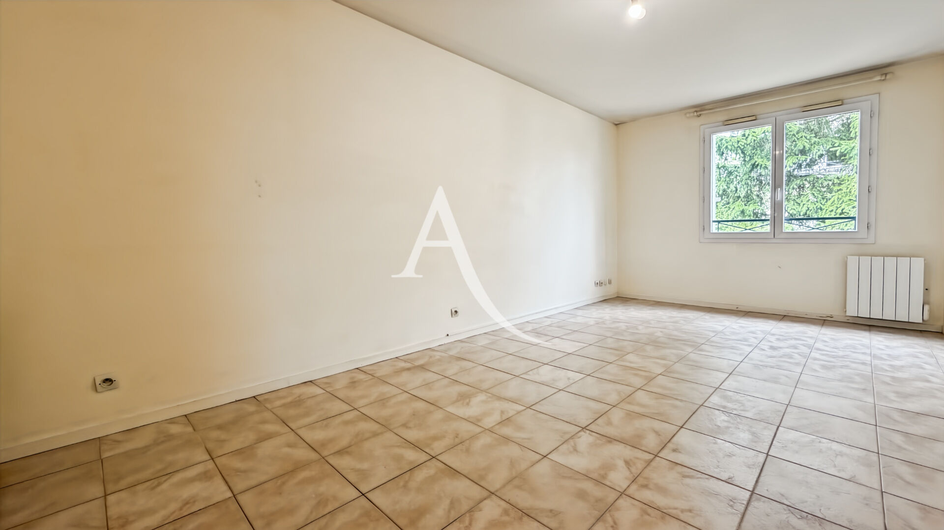 Appartement Bois d'Arcy (78390) 1 pi&egrave;ce 30.05 m&sup2;