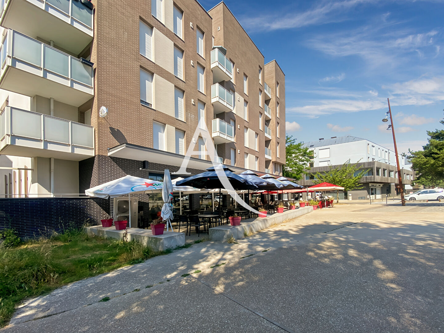 à 3 km de Villepreux 269 000 € Appartement 3 pièces , 2 chambres 65.21 m² Avec balcon Voir le bien