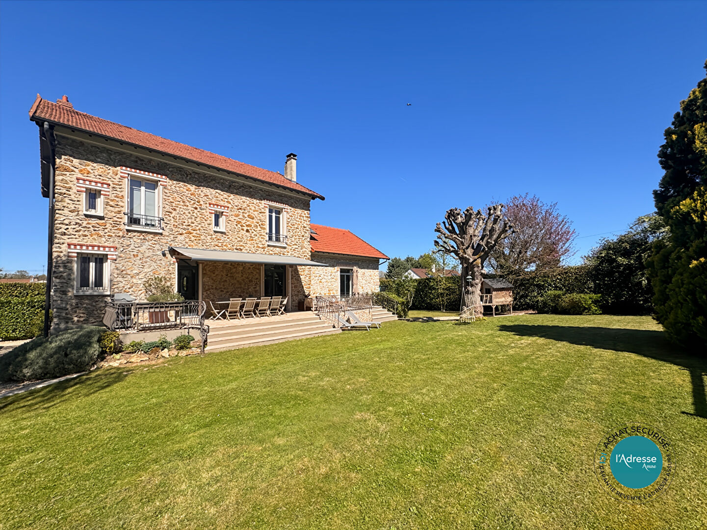 Maison MENNECY (91540) 7 pi&egrave;ces 200.00 m&sup2;